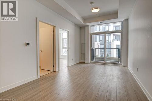 207-25 Wellington St S, Kitchener, ON, N2G0G5 | Card Image