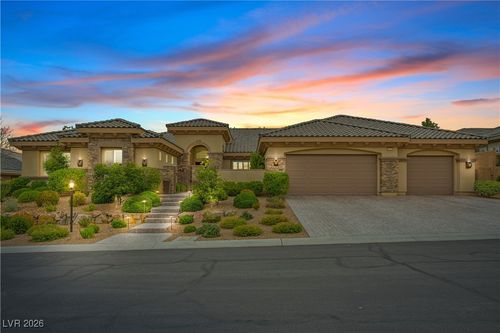 9747 Cathedral Pines Ave, Las Vegas, NV, 89149-1956 | Card Image