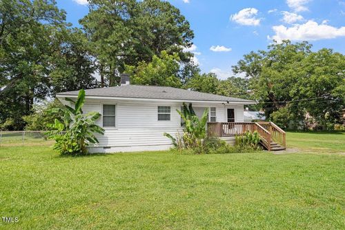 303 E Wayne St, Fremont, NC, 27830-8730 | Card Image