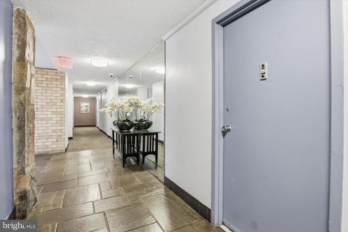 apt-107-3245 Rio Dr, FALLS CHURCH, VA, 22041-2122 | Card Image