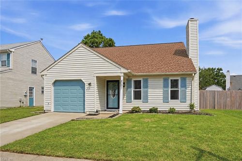 4091 Peridot Dr, Virginia Beach, VA, 23456-5803 | Card Image