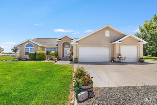 3962 N Twin Cir, Twin Falls, ID, 83301 | Card Image