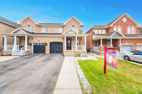 13 Fawson Cove Way, Brampton, ON, L6R0G7 | Card Image