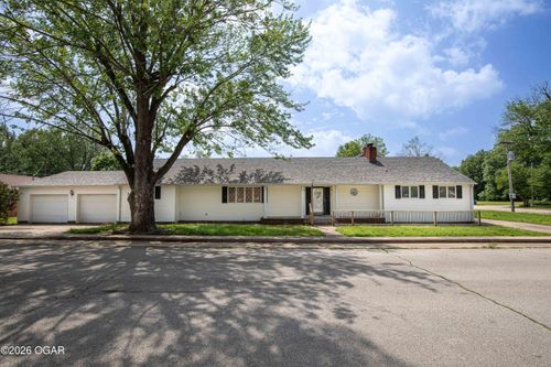 107 W 4th St, Lamar, MO, 64759-1036 | Card Image