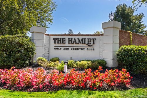 77 The Woods, Commack, NY, 11725-4453 | Card Image