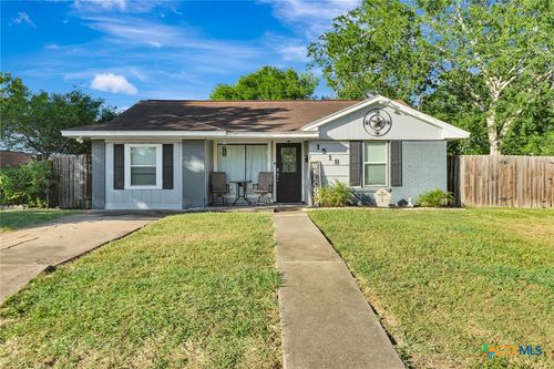 1518 Bonham Dr, Victoria, TX, 77901-3100 | Card Image