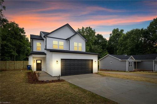 3630 Old Vineyard Rd, Winston Salem, NC, 27104-4832 | Card Image