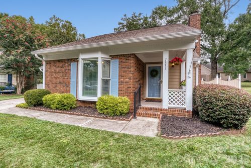 7333 Carrbridge Ln, Charlotte, NC, 28226-2983 | Card Image
