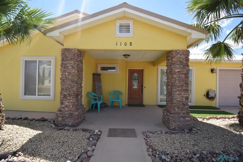 1108 S Santa Barbara St, Deming, NM, 88030-5370 | Card Image