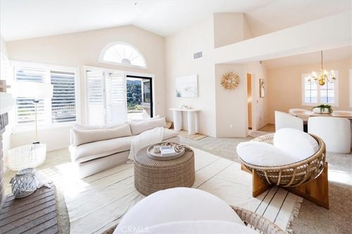 28742 Vista Valley Dr, Vista, CA, 92084-2223 | Card Image