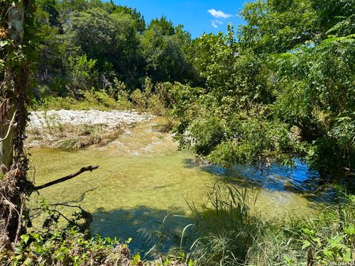 124 Fahrig Rd, Leakey, TX, 78873 | Card Image