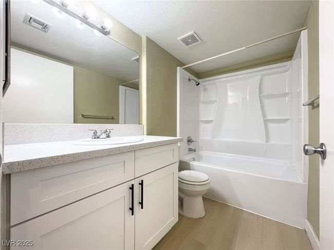 UNIT-1003 - 8410 Eldora Ave, Condo with 2 bedrooms, 2 bathrooms and null parking in Las Vegas NV | Image 14