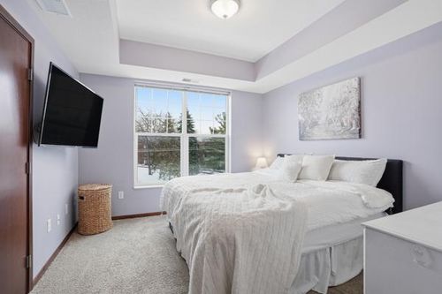 317-5445 Boone Ave N, New Hope, MN, 55428-4452 | Card Image