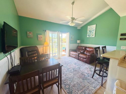 287 Driftwood Ln, Edisto Island, SC, 29438-3625 | Card Image