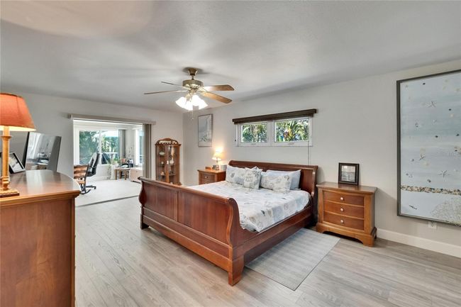 6530 Manila Palm Way, House other with 4 bedrooms, 2 bathrooms and null parking in APOLLO BEACH FL | Image 16