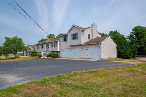 350 Narrow Ln, Charlestown, RI, 02813-4164 | Card Image