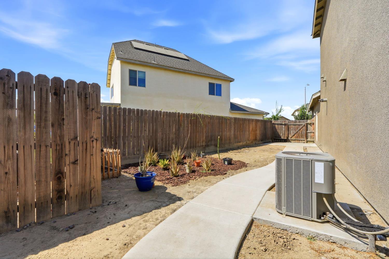 Residential in Hanford 4