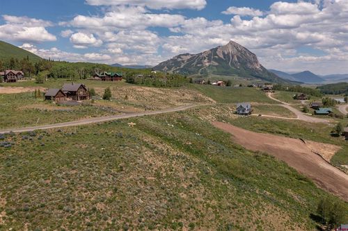 351 Meadow Dr, Crested Butte, CO, 81224 | Card Image