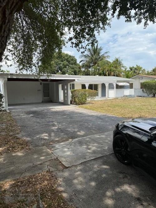 3807 Garfield St, HOLLYWOOD, FL, 33021-6001 | Card Image