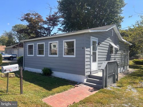 8 Drexel Dr, PENNSVILLE, NJ, 08070-2520 | Card Image