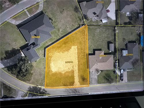 222 Wildwood Dr, Hammond, LA, 70401-1030 | Card Image