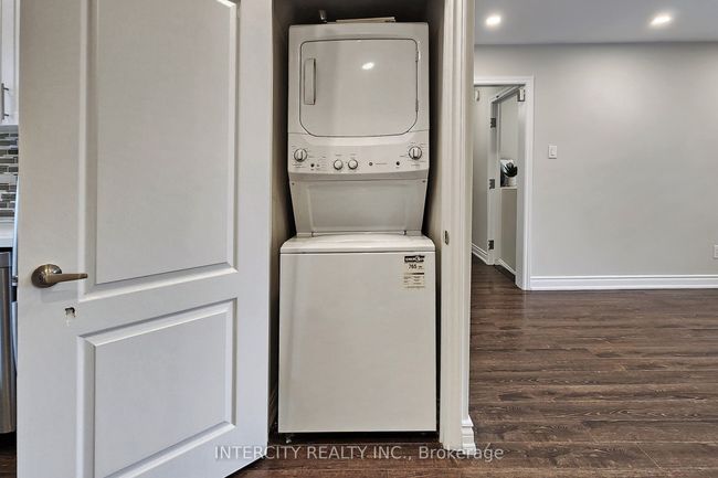 122 Rutherford Rd N, House other with 5 bedrooms, 2 bathrooms and 6 parking in Brampton ON | Image 18