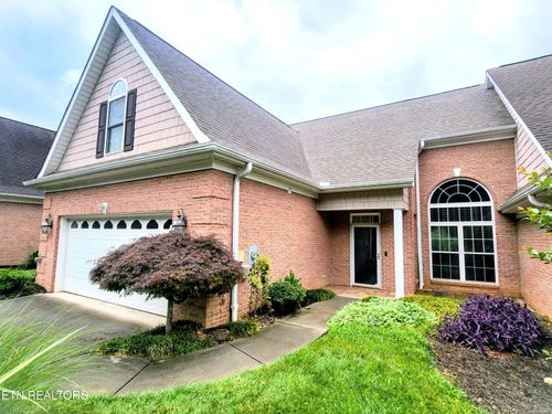 1077 Creekside Village Way, Seymour, TN, 37865-5258 | Card Image