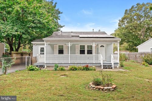 2 Honeybee Dr, NEW EGYPT, NJ, 08533-1804 | Card Image