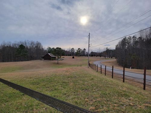 1085 Thunder Ridge Dr, South Pittsburg, TN, 37380-1582 | Card Image