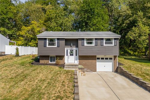 1885 Wallace Rd, South Park, PA, 15129-8946 | Card Image