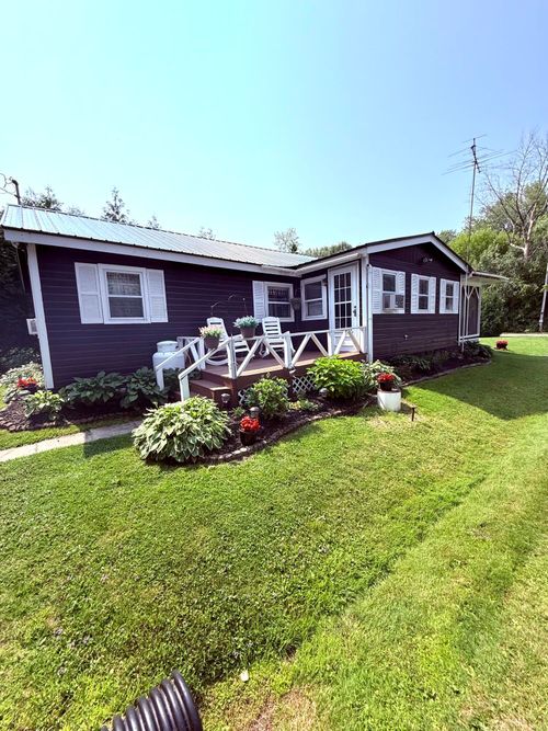 30 Rocky Point St, Plattsburgh, NY, 12901-6738 | Card Image