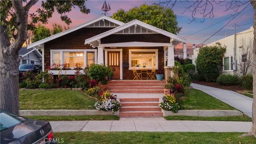 4049 E 15th St, Long Beach, CA, 90804-3033 | Card Image