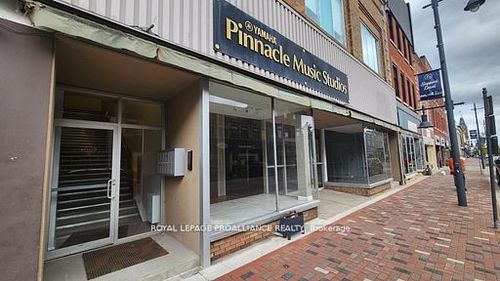4-261 Front St, Belleville, ON, K8N2Z6 | Card Image