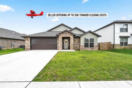 2041 Bluestem Dr, Centerton, AR, 72719-5103 | Card Image