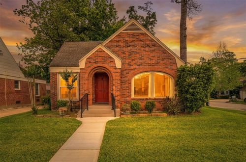 6673 Sylvan Rd, Houston, TX, 77023-4816 | Card Image