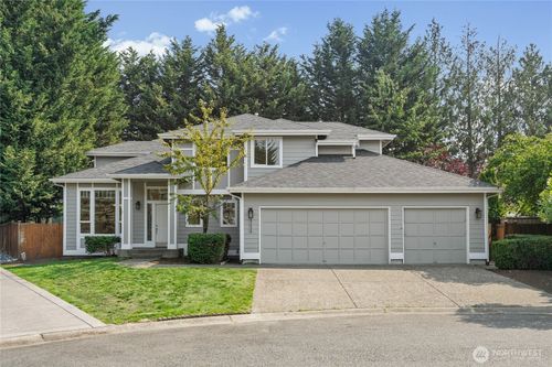 23633 Se 267th Pl, Maple Valley, WA, 98038-5836 | Card Image