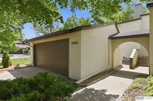 10905 Saratoga Plz, Omaha, NE, 68164-2171 | Card Image