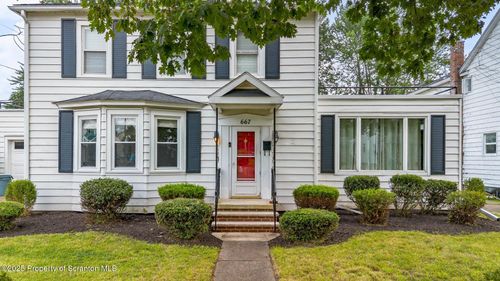 667 Gibson Ave, Kingston, PA, 18704-5319 | Card Image