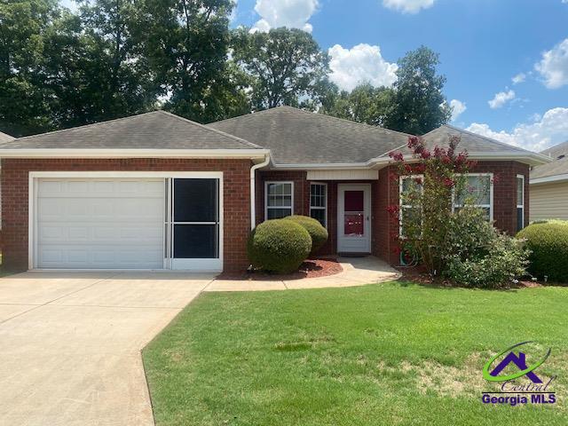 Pebble Beach Dr, Perry, GA 31069