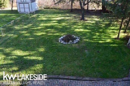 58450 Cathey, Washington Township, MI, 48094-2903 | Card Image