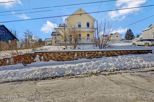 117 W Line St, Olyphant, PA, 18447-2057 | Card Image