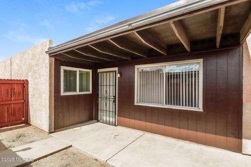 b3-2625 N Alvernon Way, Tucson, AZ, 85712 | Card Image