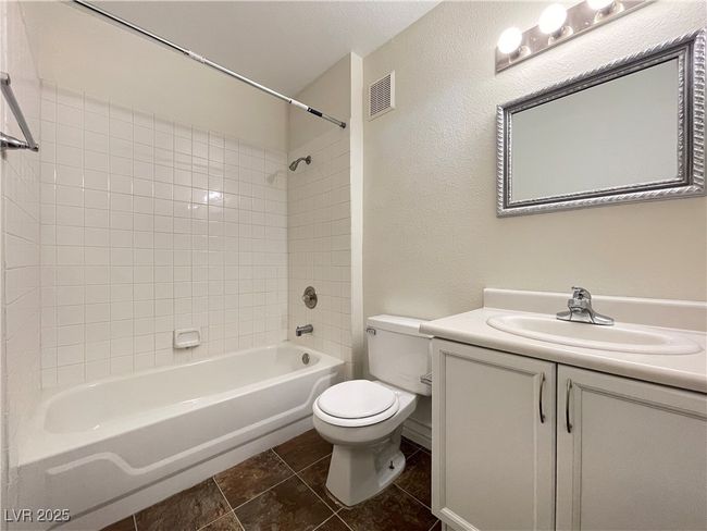 7725 Allano Way, Townhouse with 2 bedrooms, 3 bathrooms and null parking in Las Vegas NV | Image 15