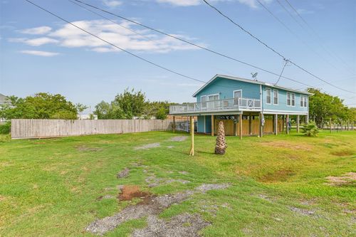 1004 20th St, Dickinson, TX, 77539-5781 | Card Image