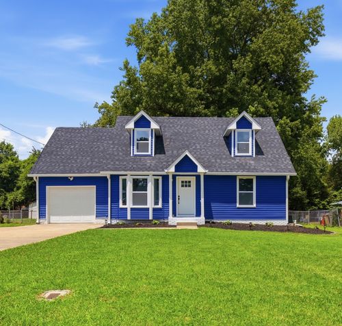 572 Donna Dr, Clarksville, TN, 37042-6041 | Card Image