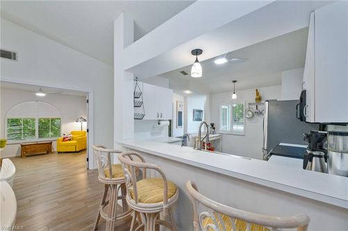 apt-204-935 New Waterford Dr, NAPLES, FL, 34104-8302 | Card Image