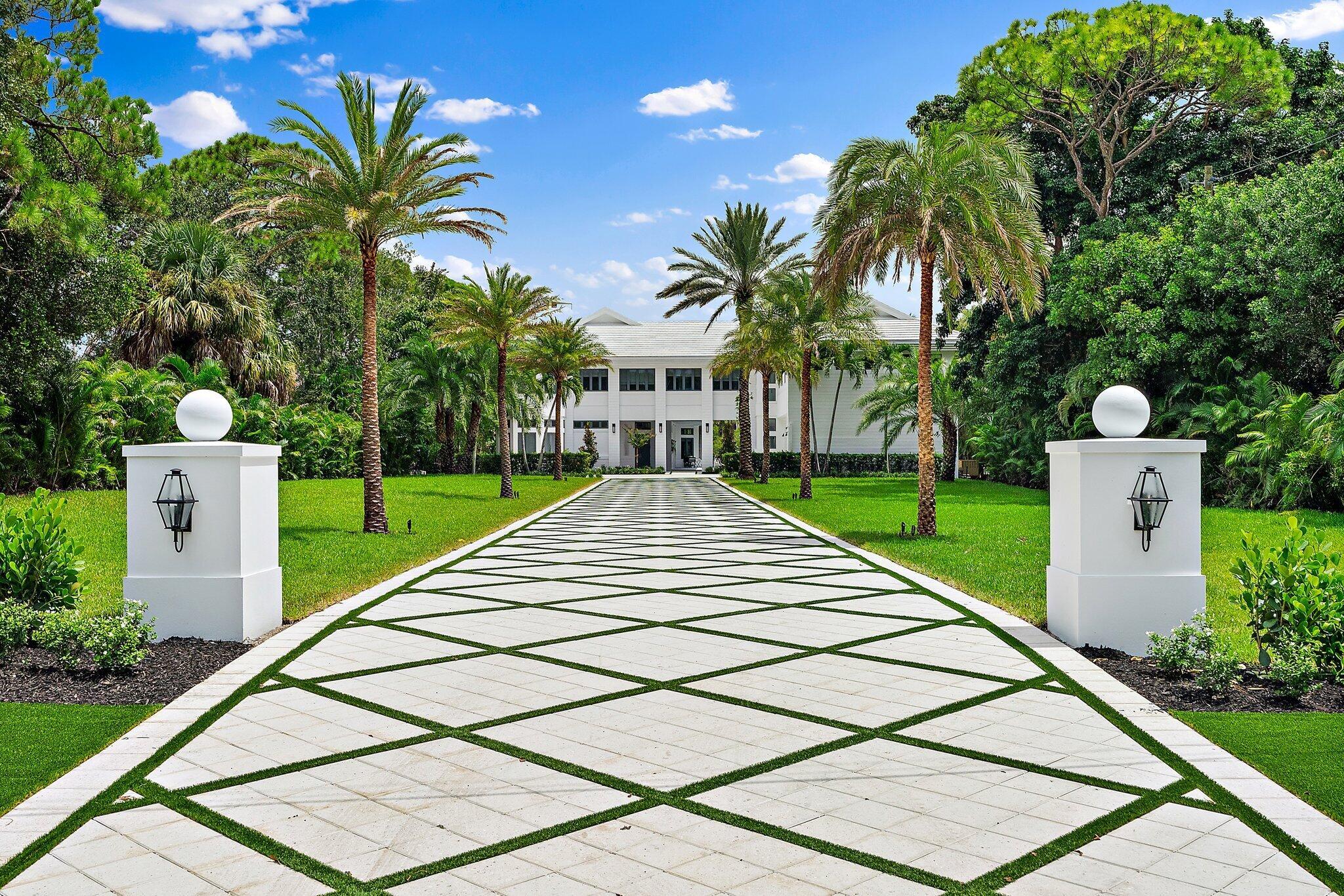 Palmwood Rd, Palm Beach Gardens, FL 33410