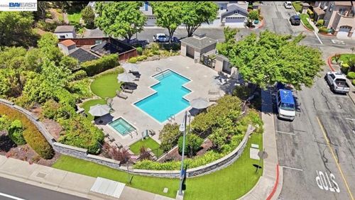 10741 Dulsie Ln, Dublin, CA, 94568-5541 | Card Image