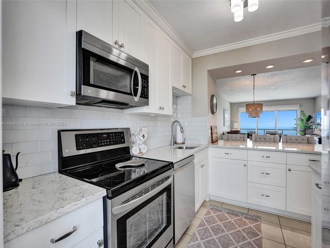 PH2 - 1610 N Ocean Blvd, Condo with 2 bedrooms, 2 bathrooms and null parking in Pompano Beach FL | Image 35