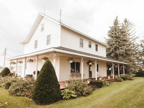 27455 Harbor Rd, Elkader, IA, 52043-8058 | Card Image